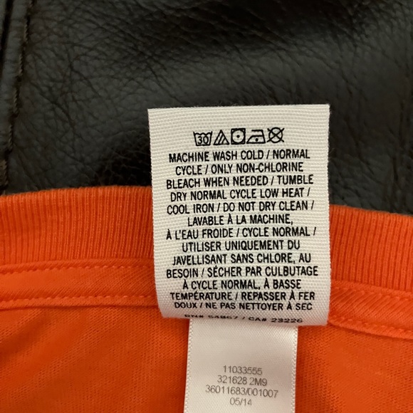 🏈 PINK Victoria’s Secret Size Medium NFL Collection - Cleveland Browns Shirt - Picture 6 of 6